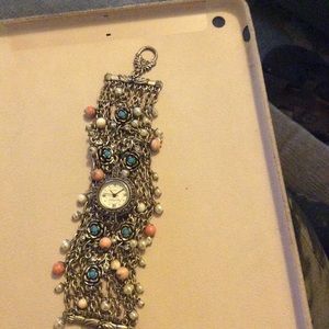 White House black market toggle watch